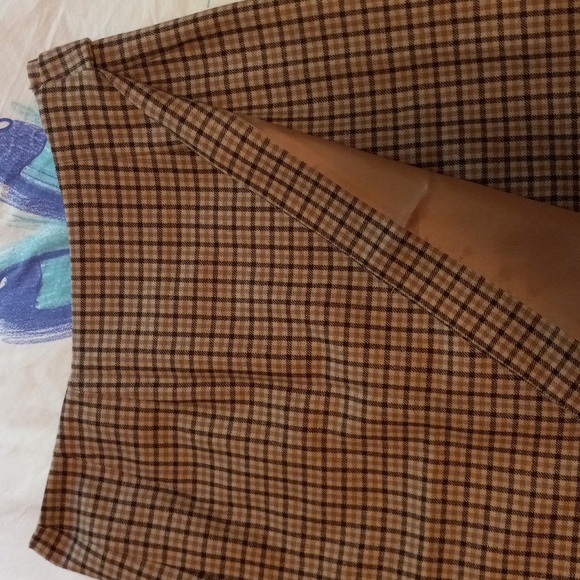 Really Wild wool brown and beige skirt. Size 14. NWT. - Picture 2 of 6